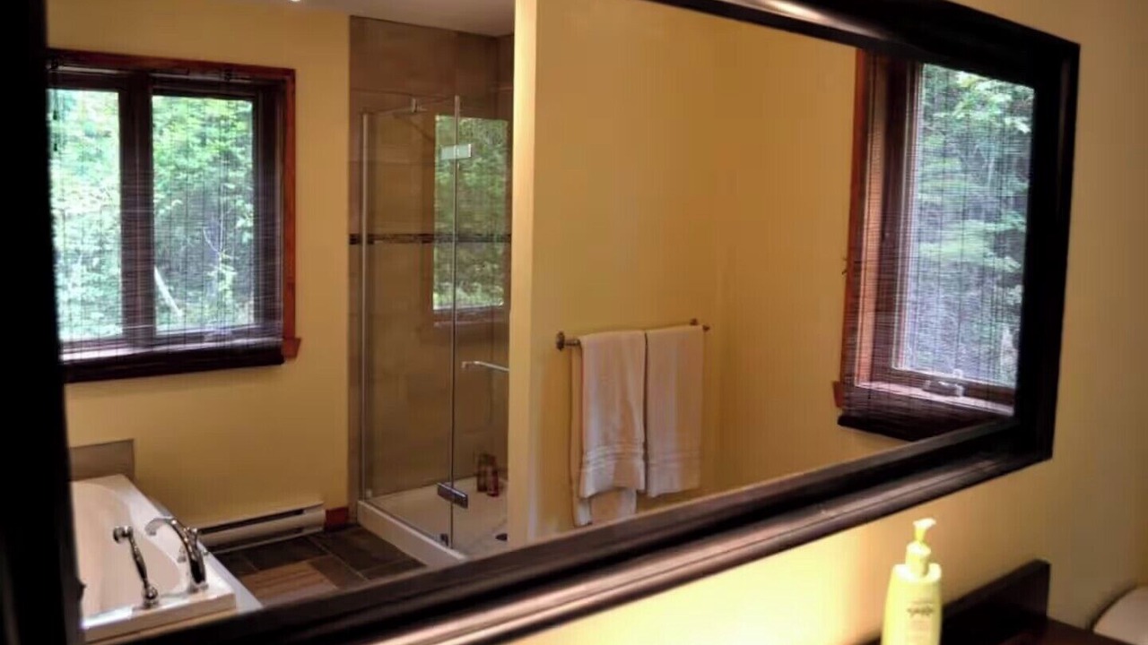 Photo of Bathroom in Saint Donat
