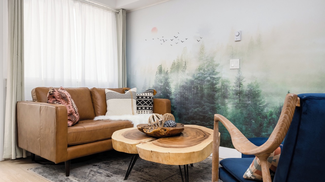 Photo of Livingroom in Lower Lonsdale