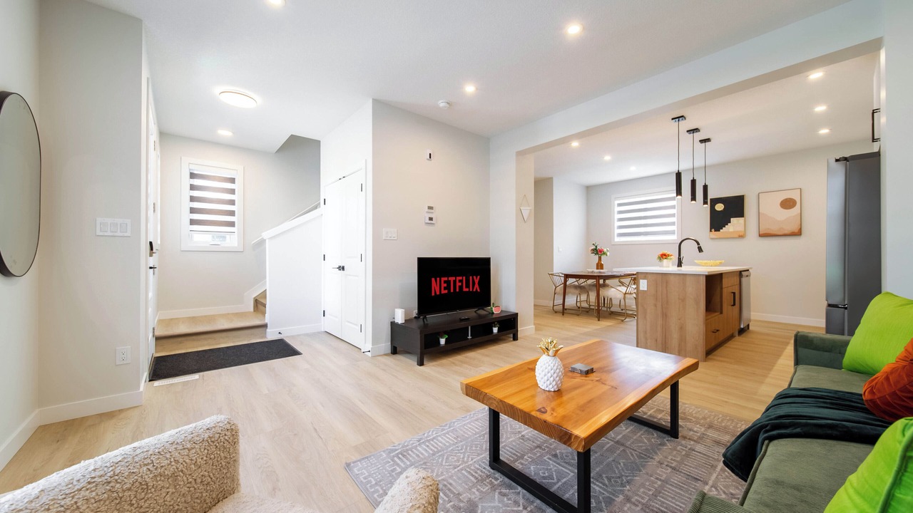 Photo of Livingroom in West Edmonton
