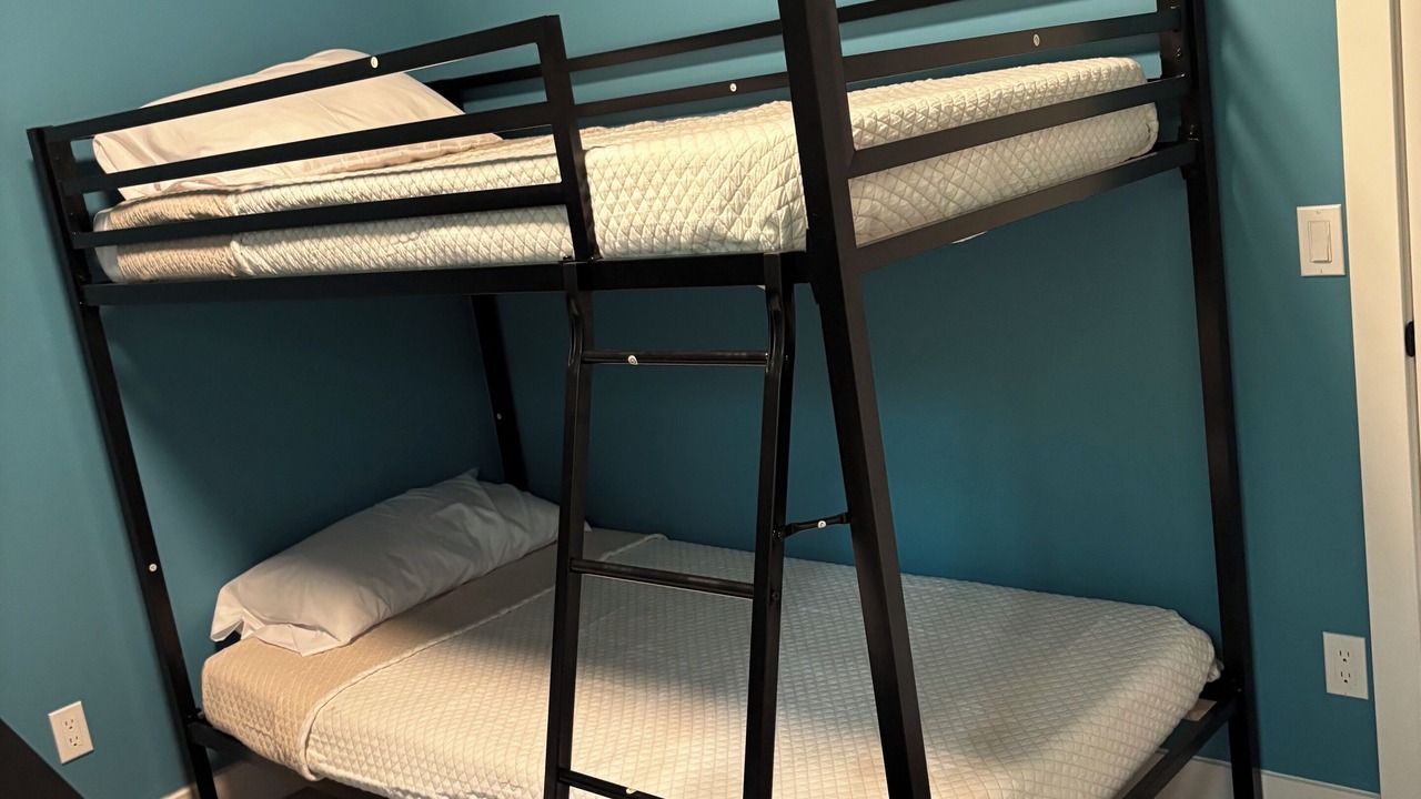Photo of Bedroom in Victoria Beach