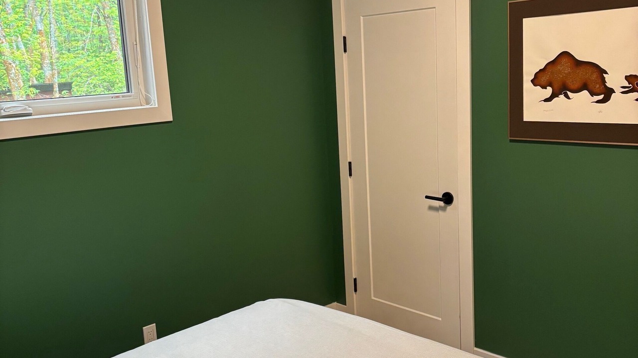 Photo of Bedroom in Victoria Beach