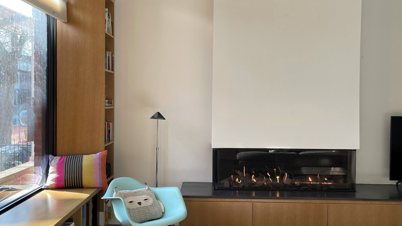Photo of Livingroom in Leslieville