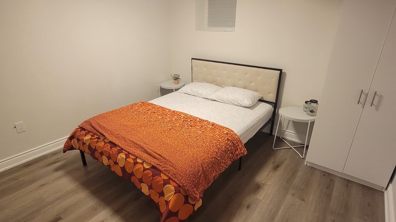 Photo of Bedroom in Stoney Creek
