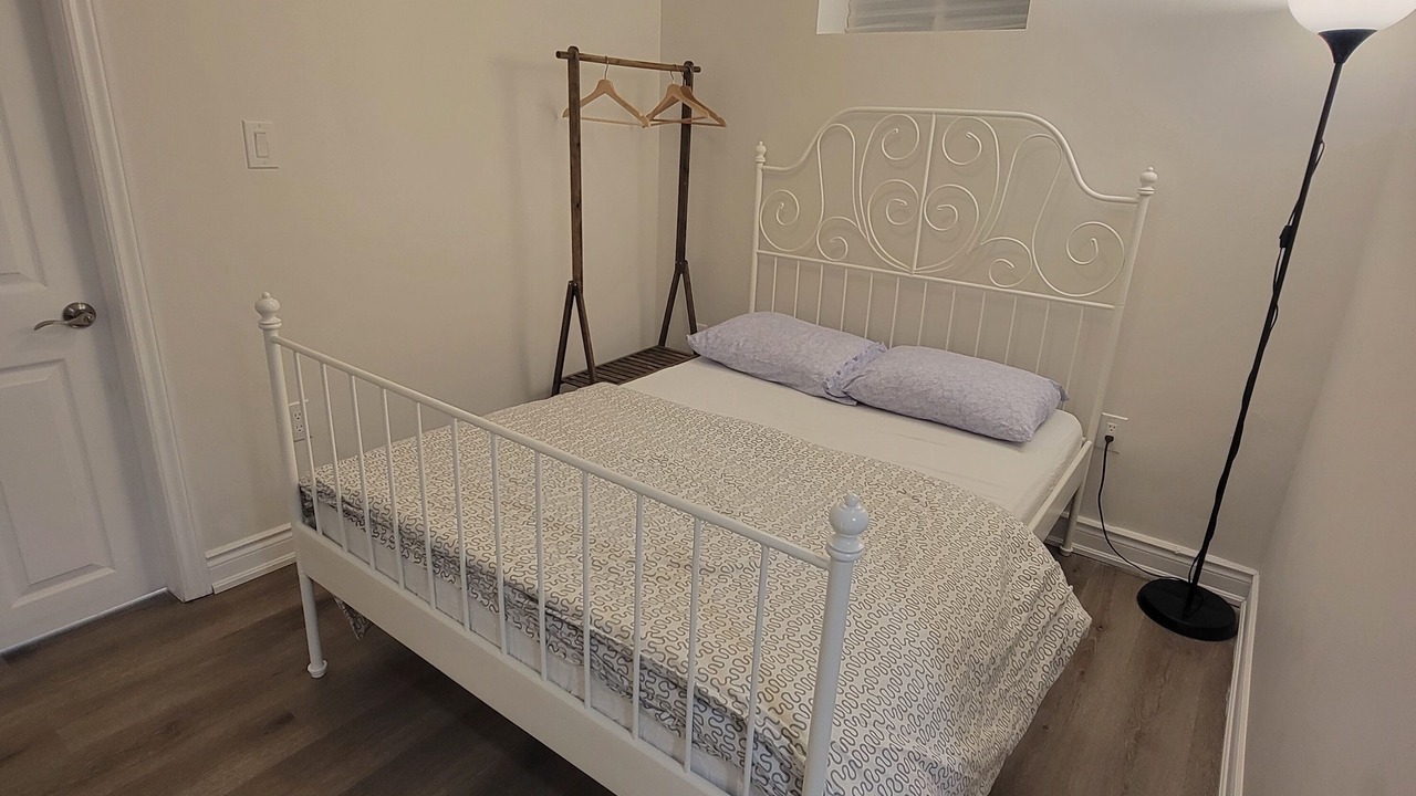 Photo of Bedroom in Stoney Creek