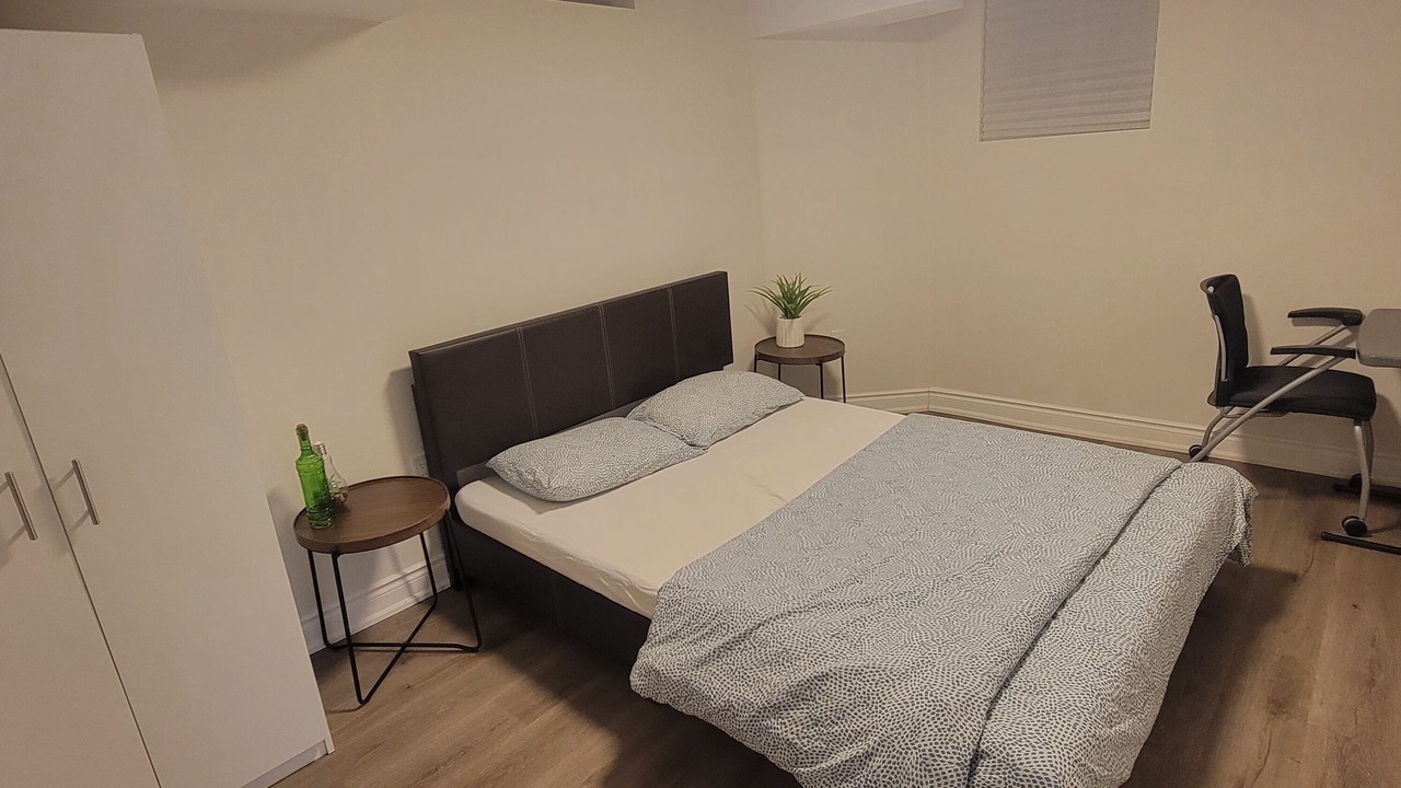 Photo of Bedroom in Stoney Creek