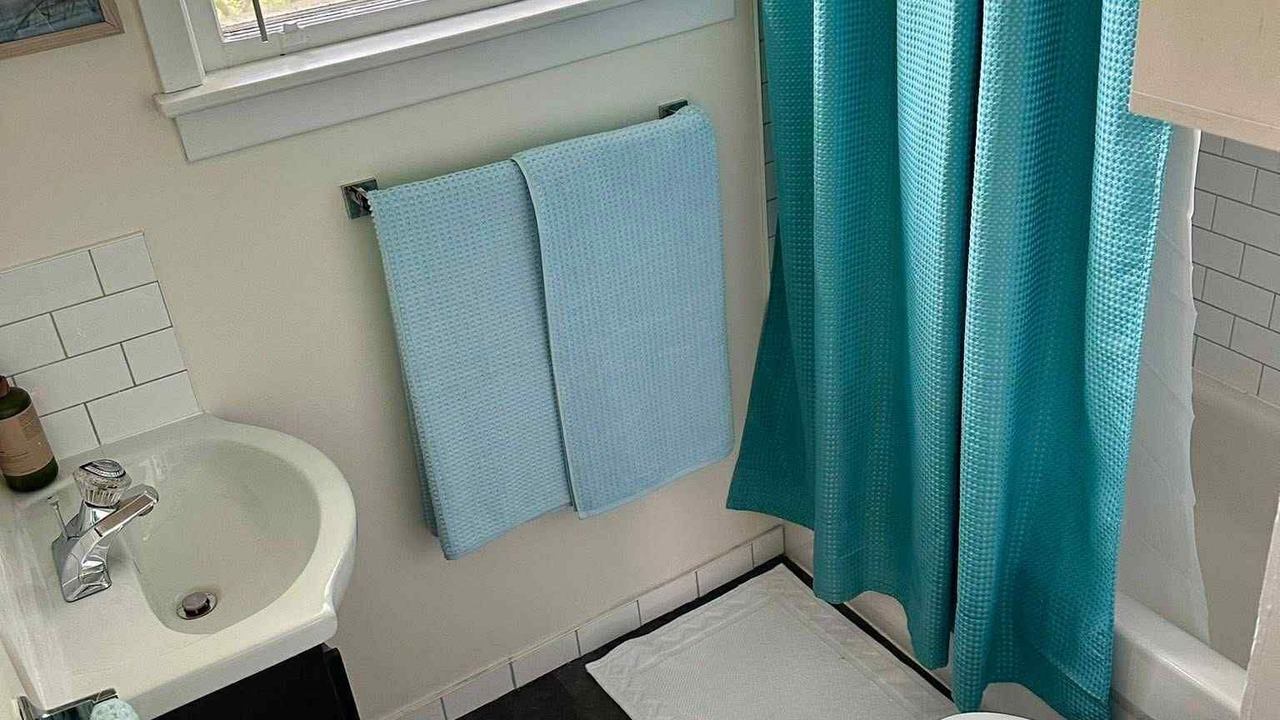 Photo of Bathroom in Masons Point