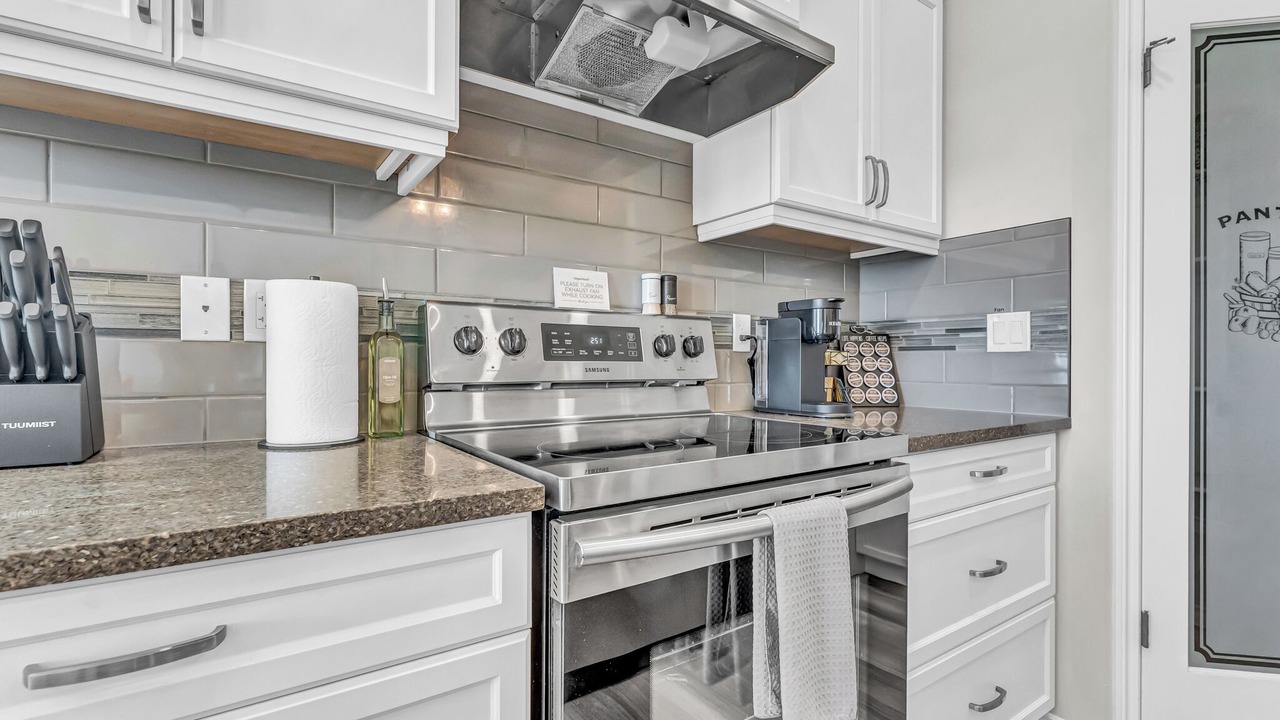Photo of Kitchen in Medicine Hat