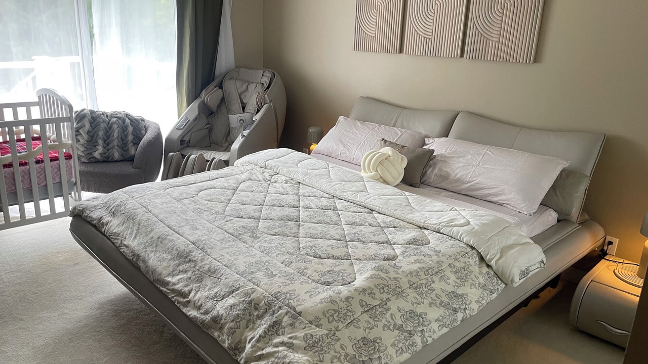 Photo of Bedroom in Lindell Beach