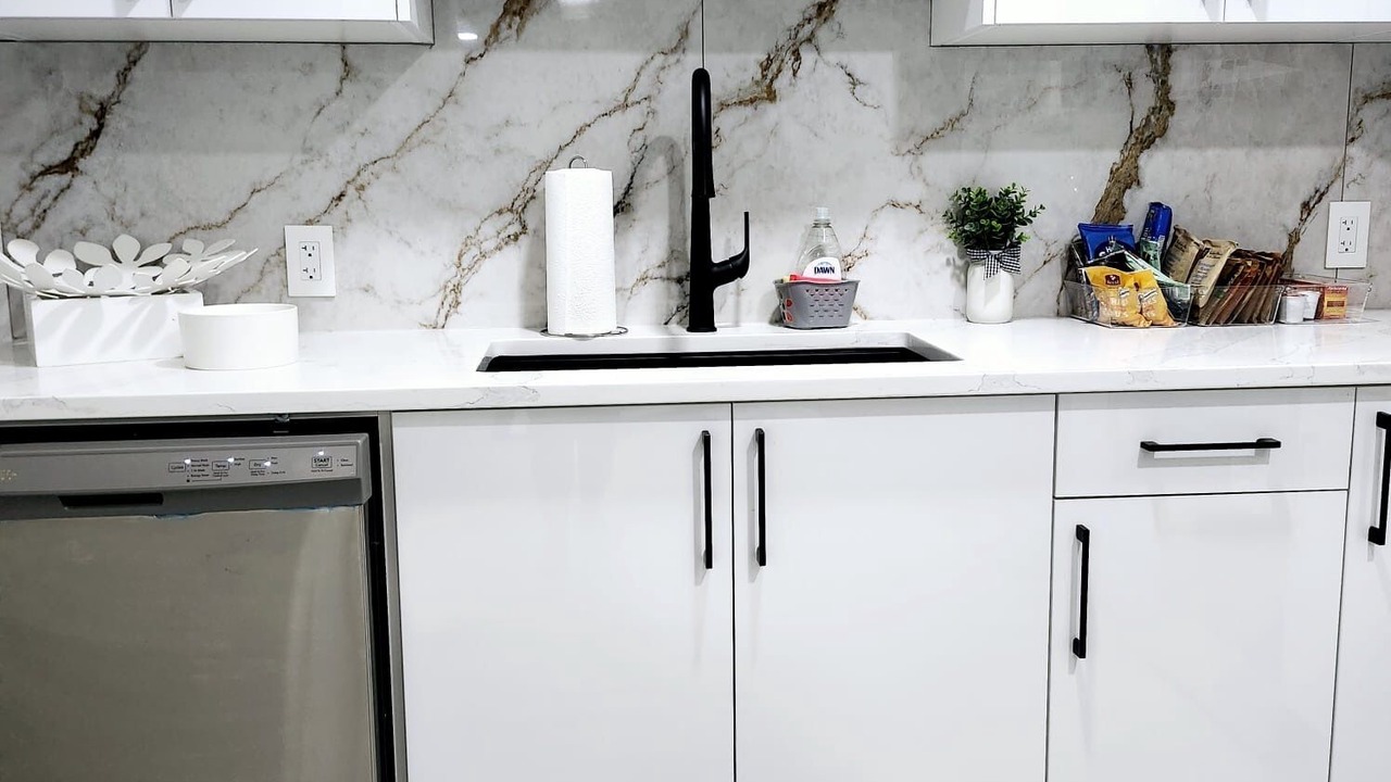 Photo of Kitchen in Nisku