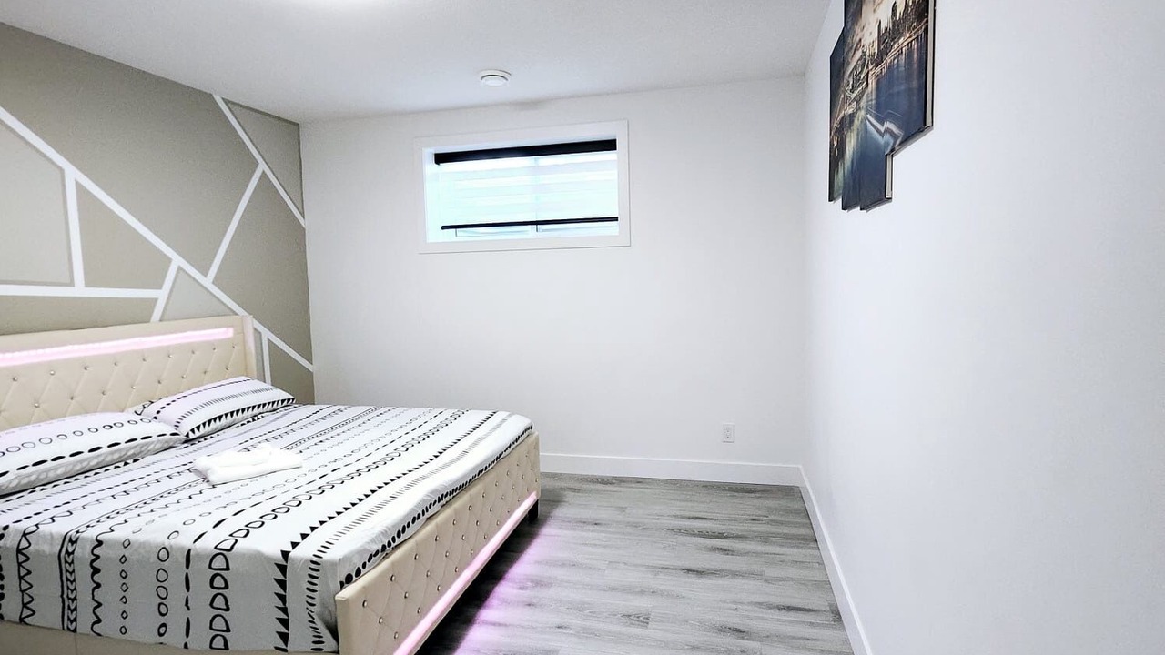 Photo of Bedroom in Nisku