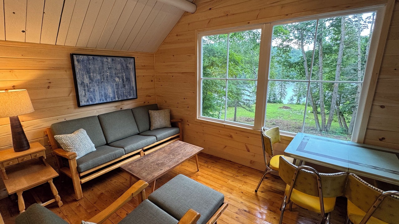 Photo of Livingroom in Highland Grove