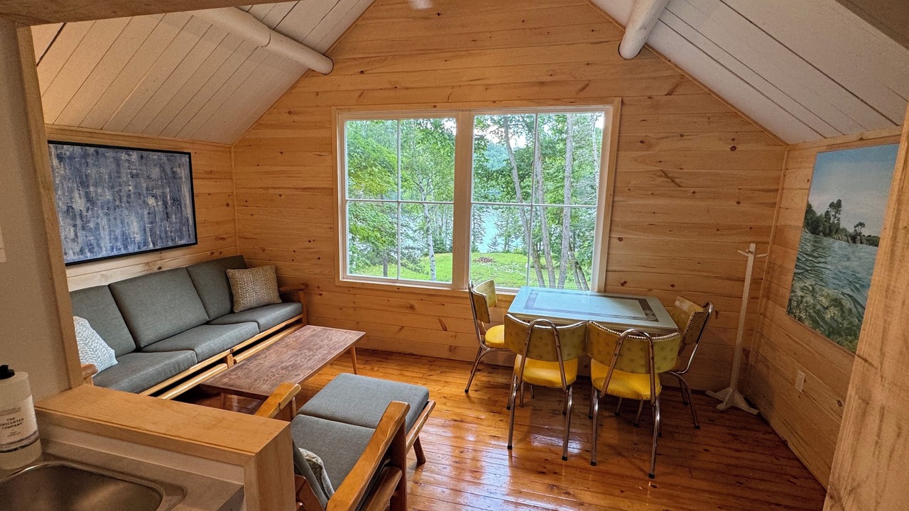 Photo of Livingroom in Highland Grove