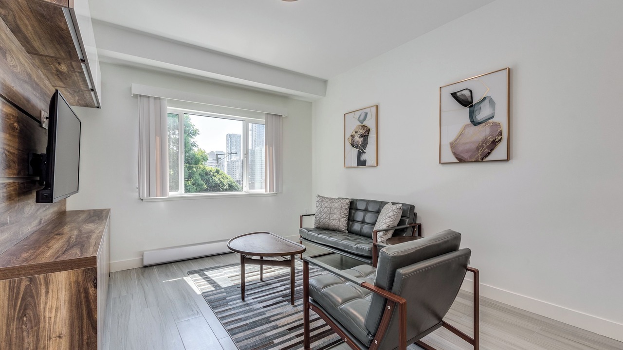 Photo of Livingroom in Davie Village