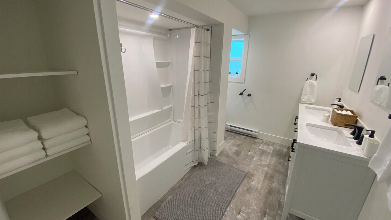 Photo of Bathroom in McKinley