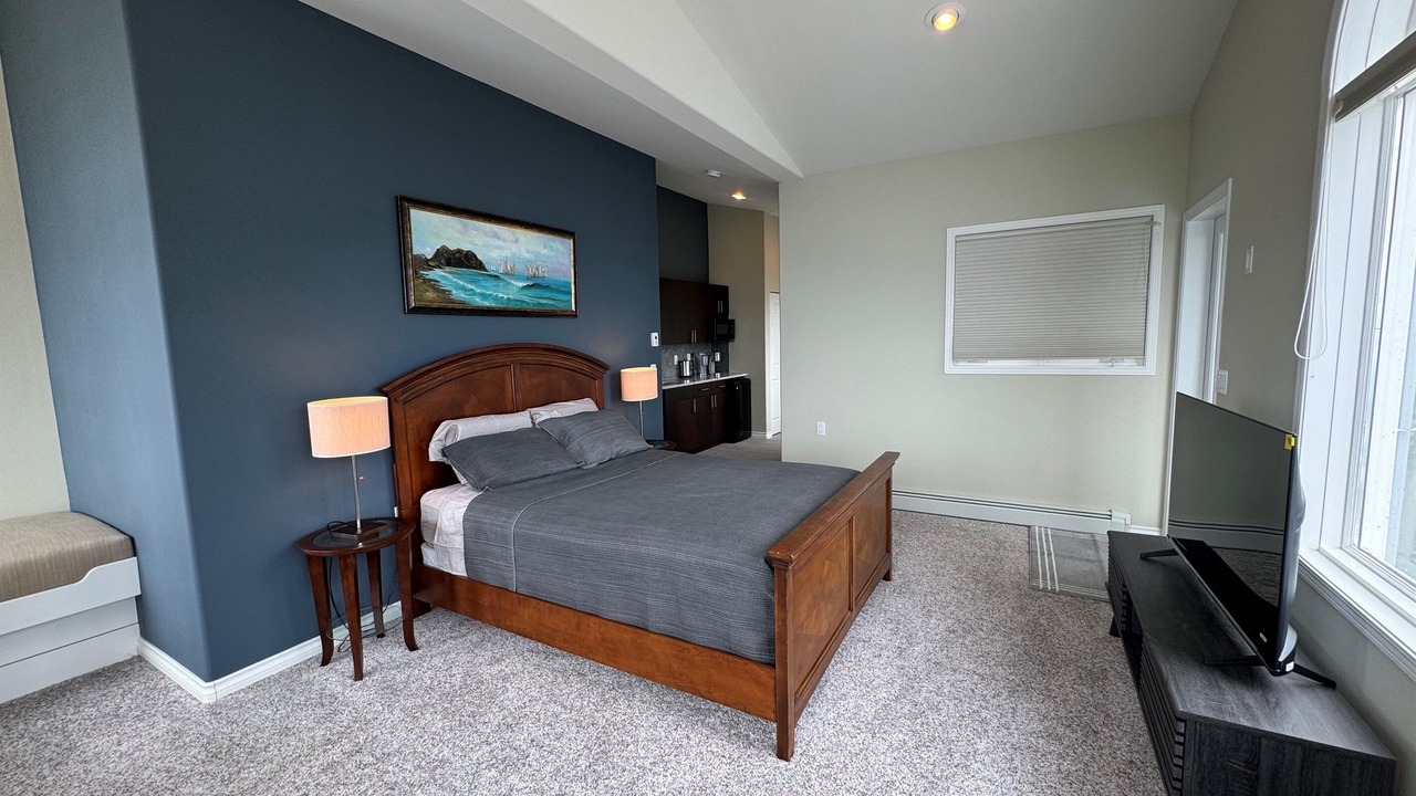 Photo of Bedroom in Pender Island