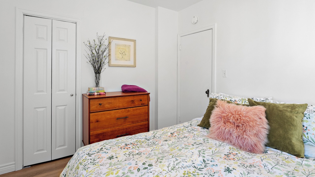 Photo of Bedroom in Saskatoon Downtown