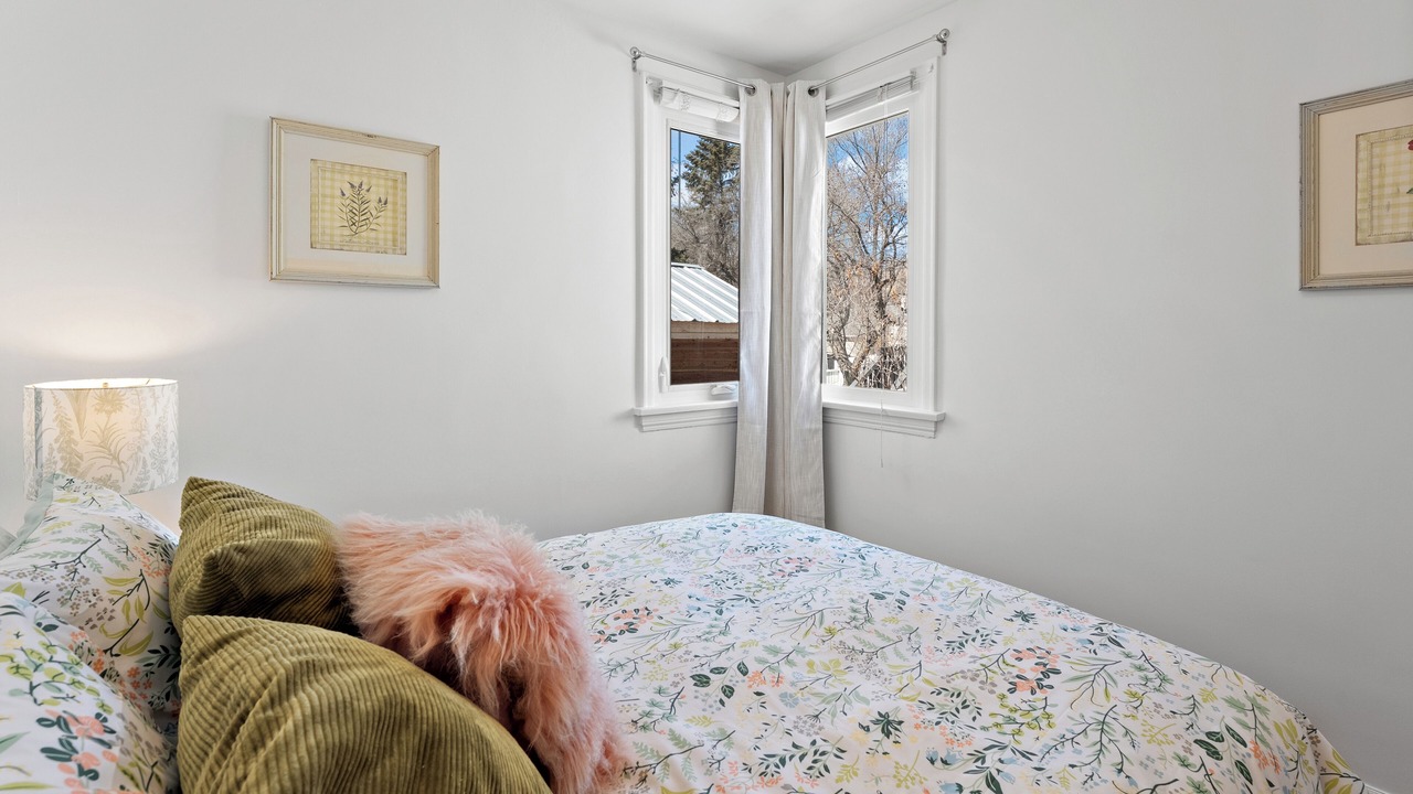 Photo of Bedroom in Saskatoon Downtown