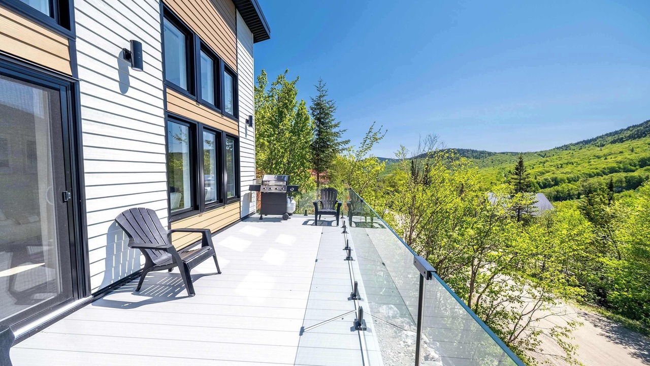 Photo of Patio Balcony in Notre-Dame-Auxiliatrice-de-Buckland