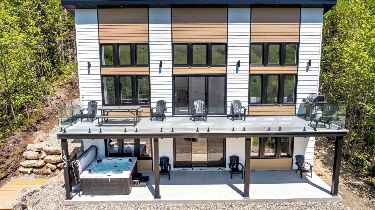 Photo of Patio Balcony in Notre-Dame-Auxiliatrice-de-Buckland