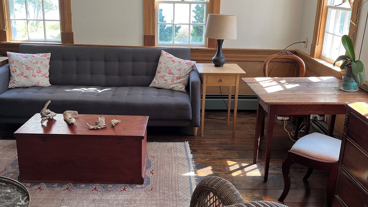 Photo of Livingroom in Lunenburg County