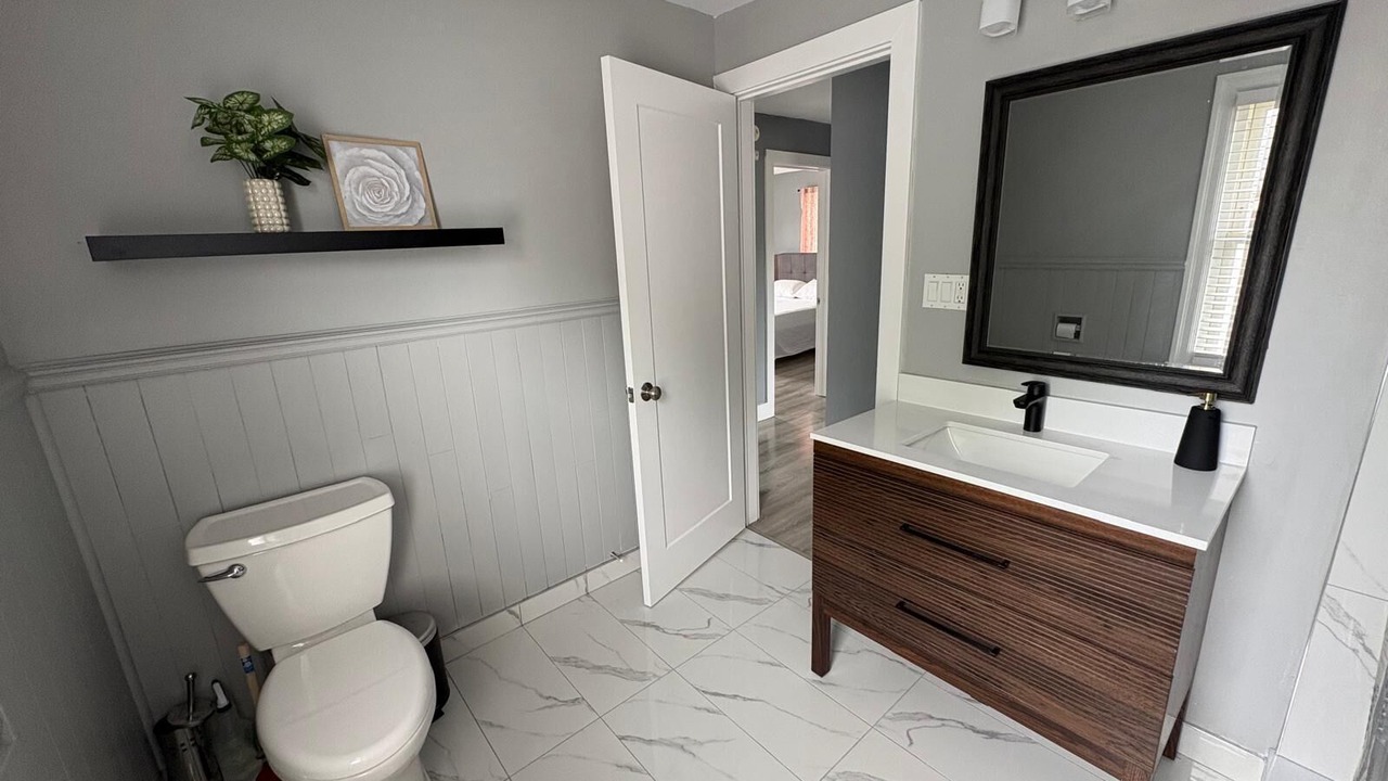 Photo of Bathroom in Welland