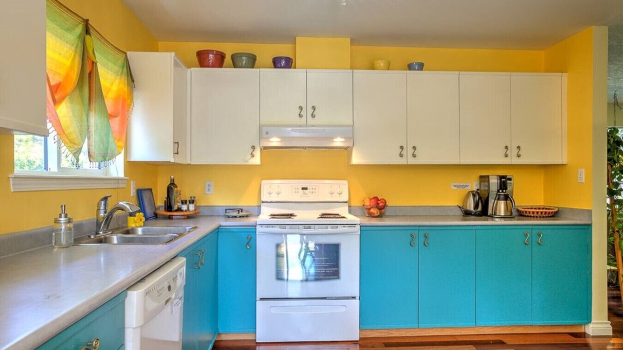 Photo of Kitchen in Shawnigan Lake