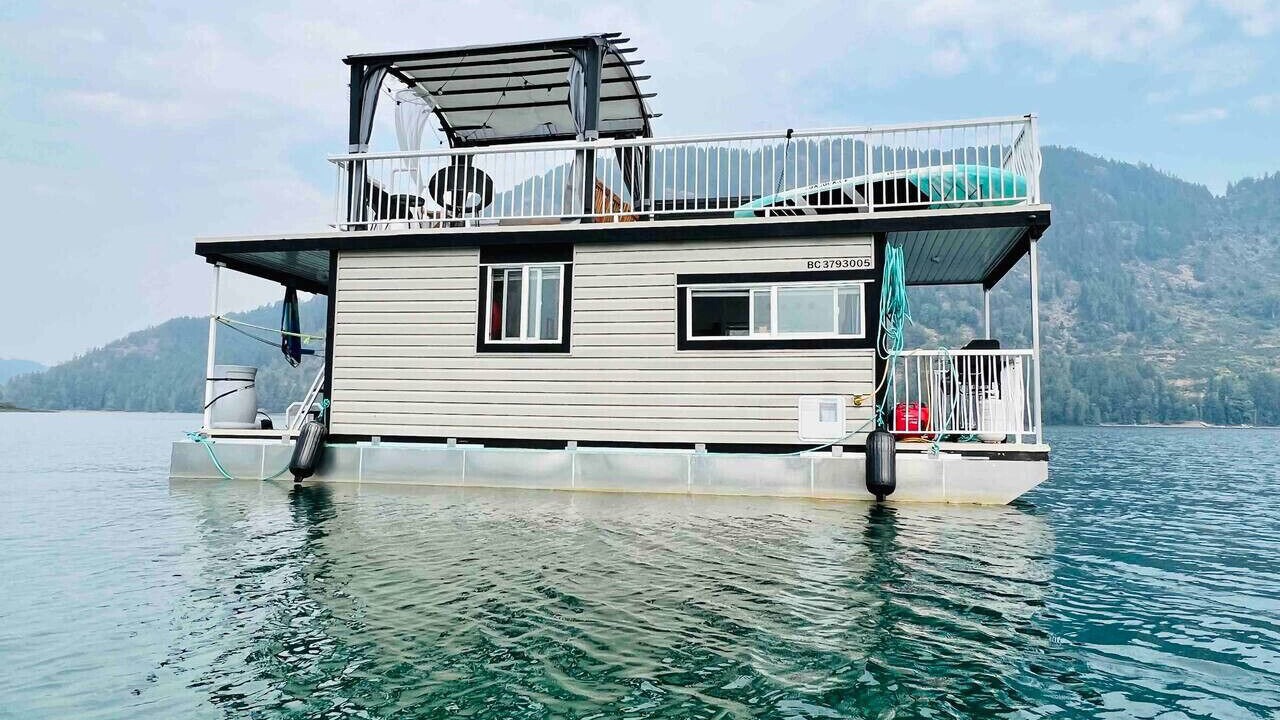 Photo of Others in Lake Cowichan