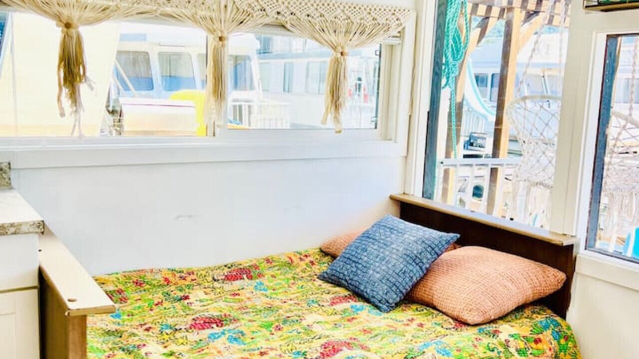 Photo of Bedroom in Lake Cowichan