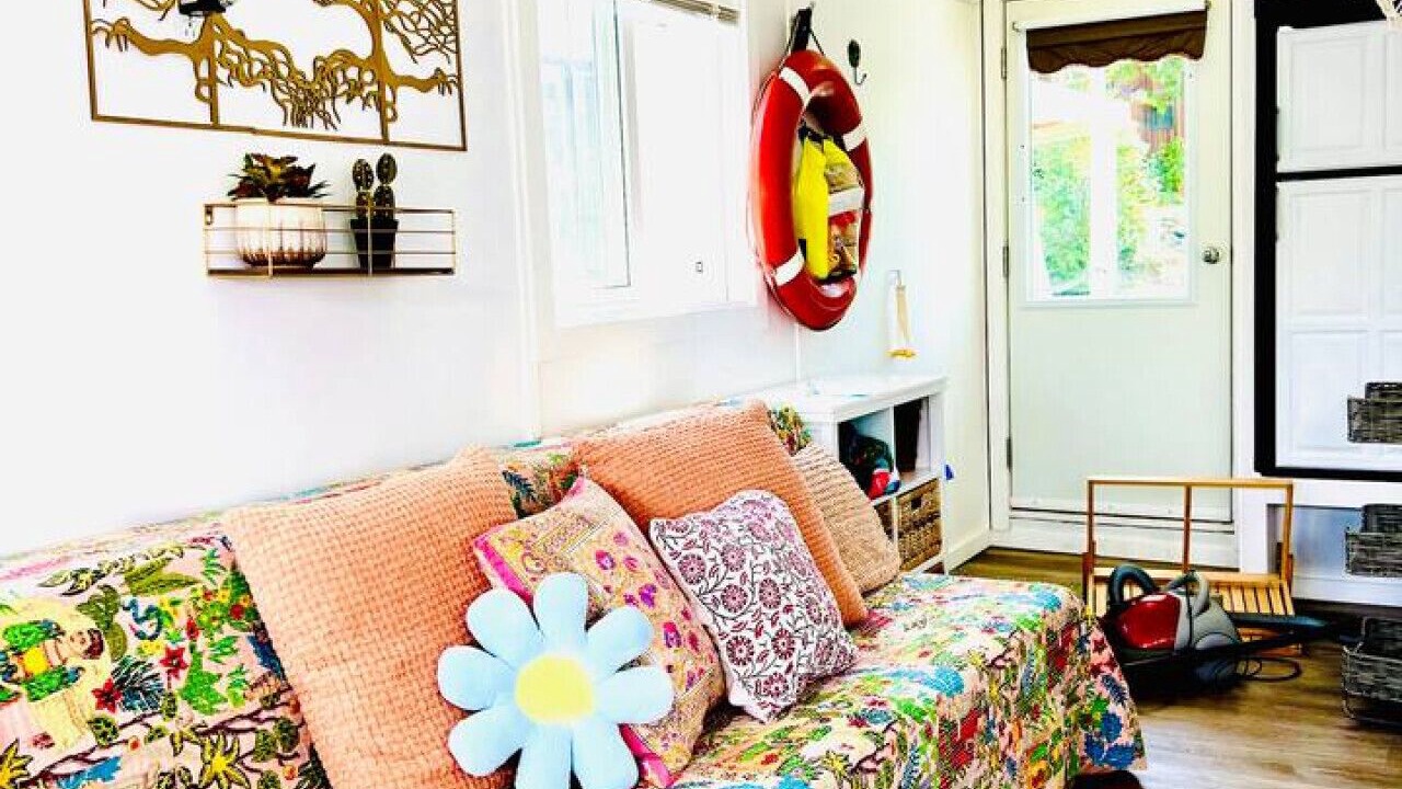 Photo of Livingroom in Lake Cowichan