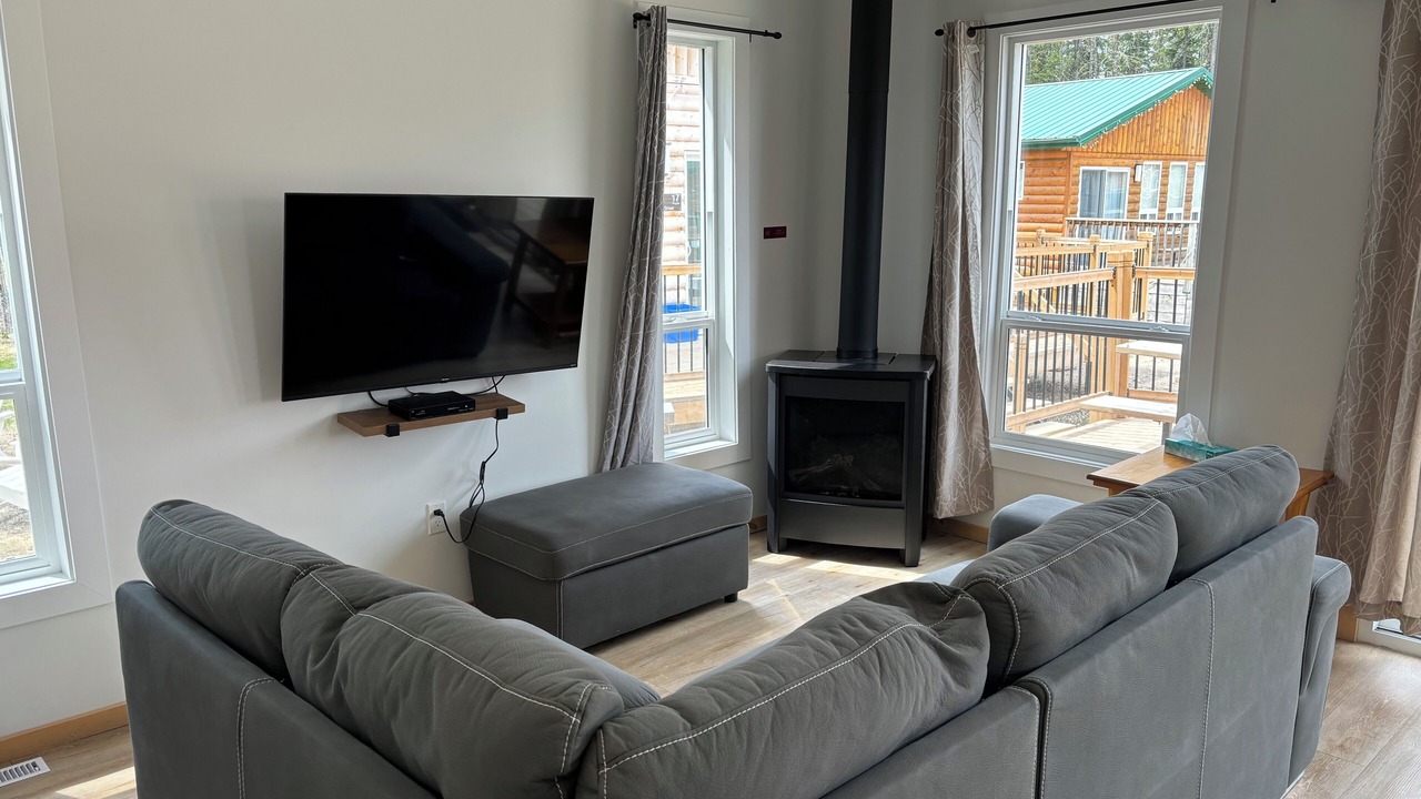 Photo of Livingroom in Candle Lake
