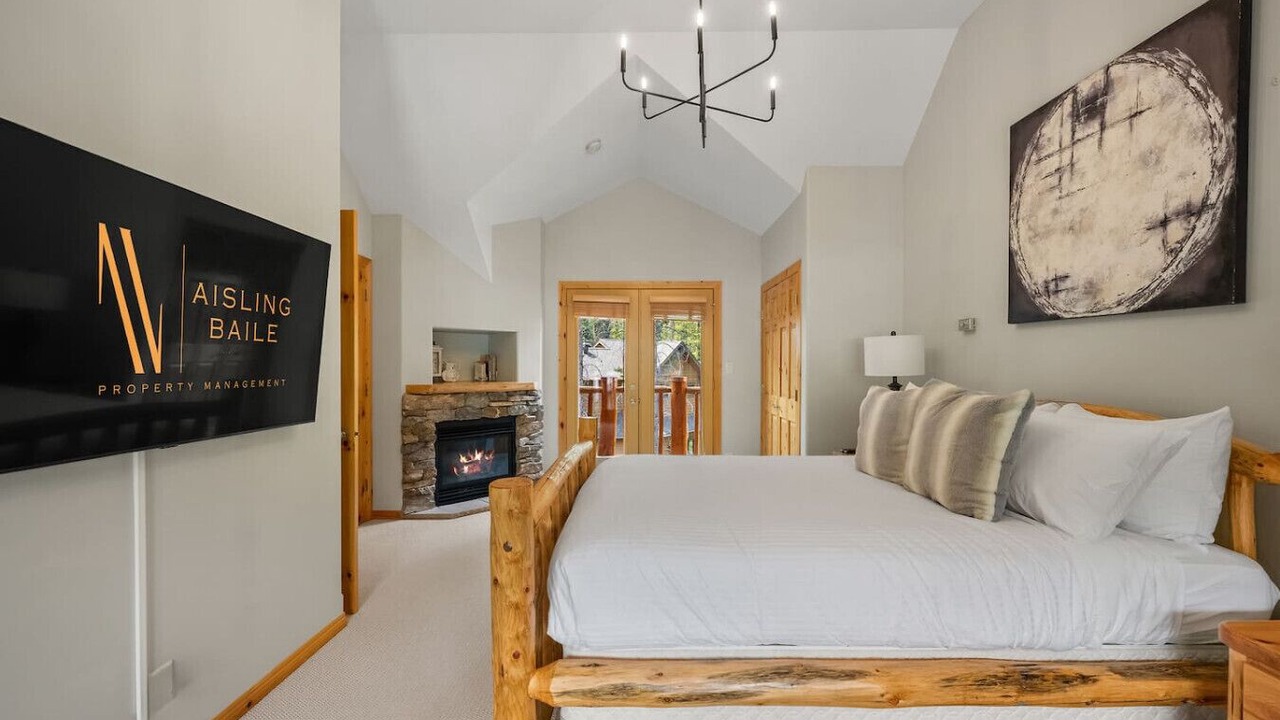 Photo of Bedroom in Forest Ridge Estates