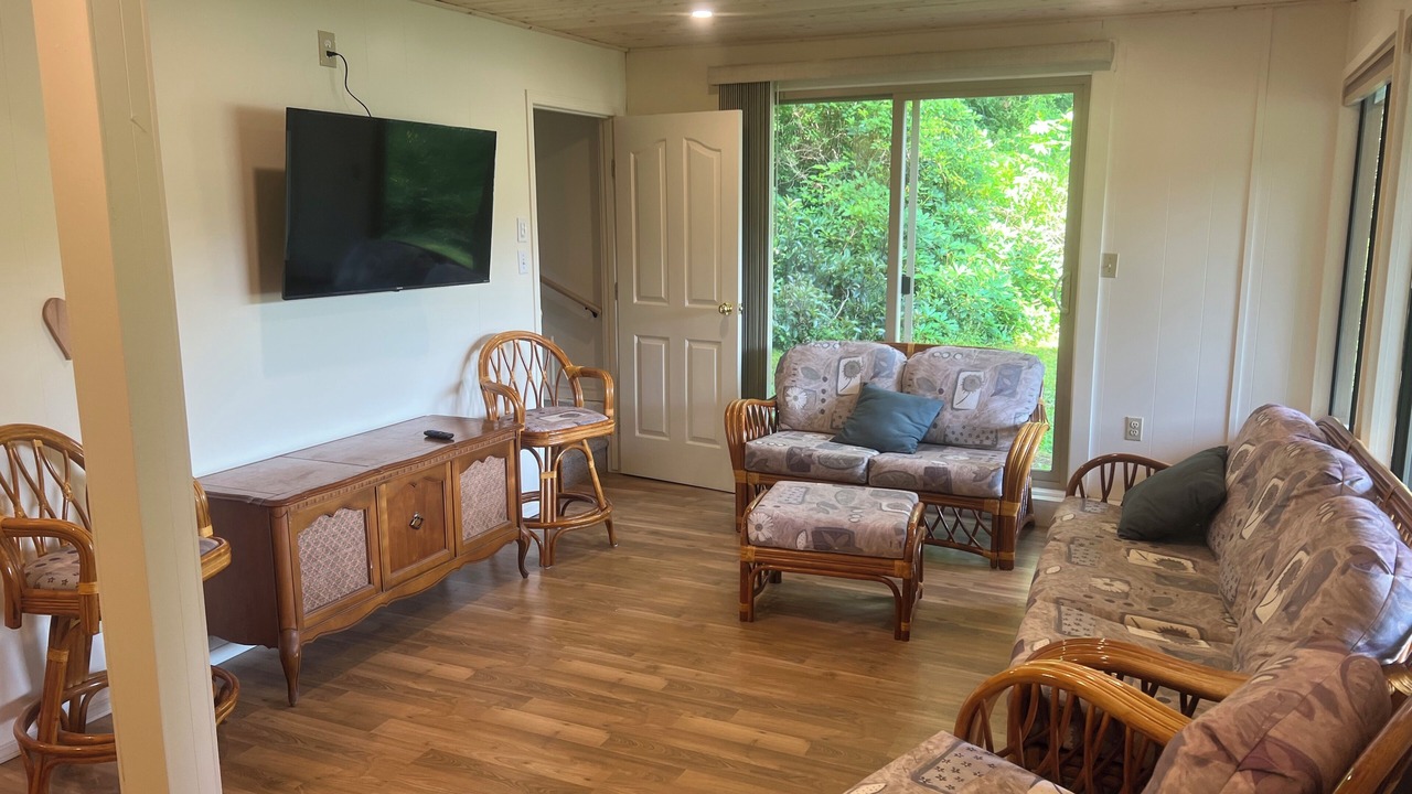 Photo of Livingroom in Quadra Island