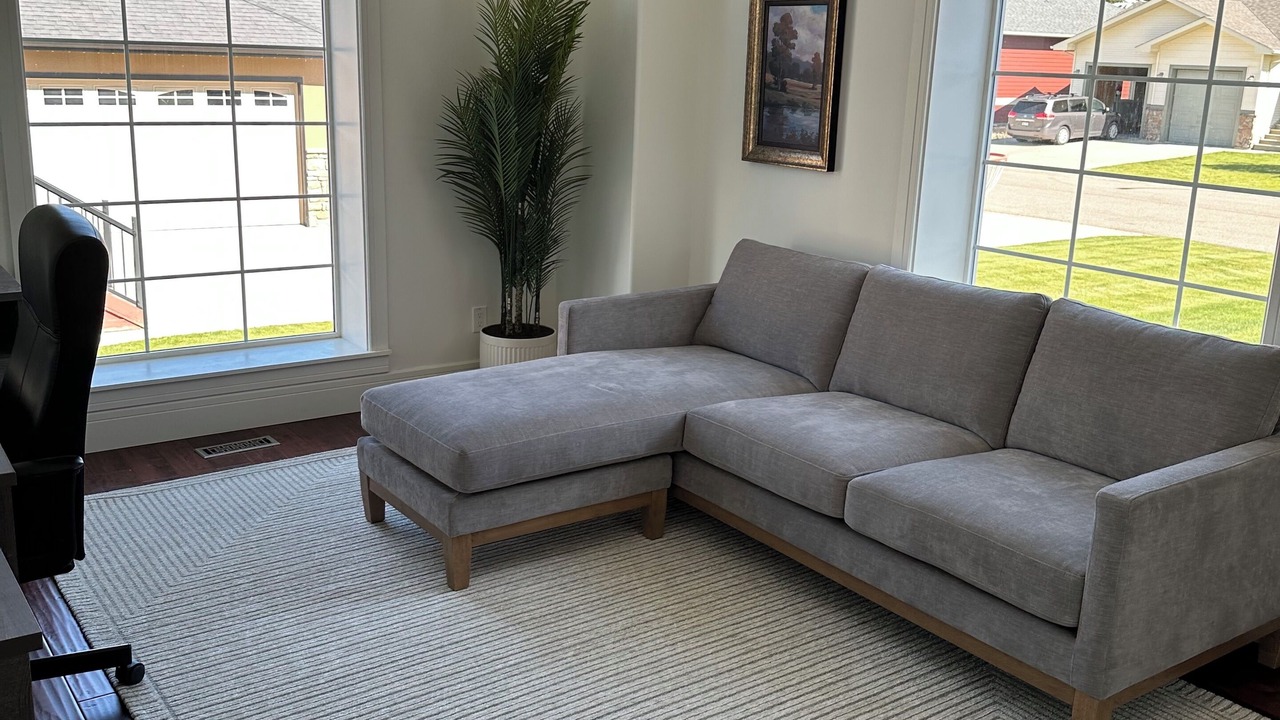 Photo of Livingroom in Raymond