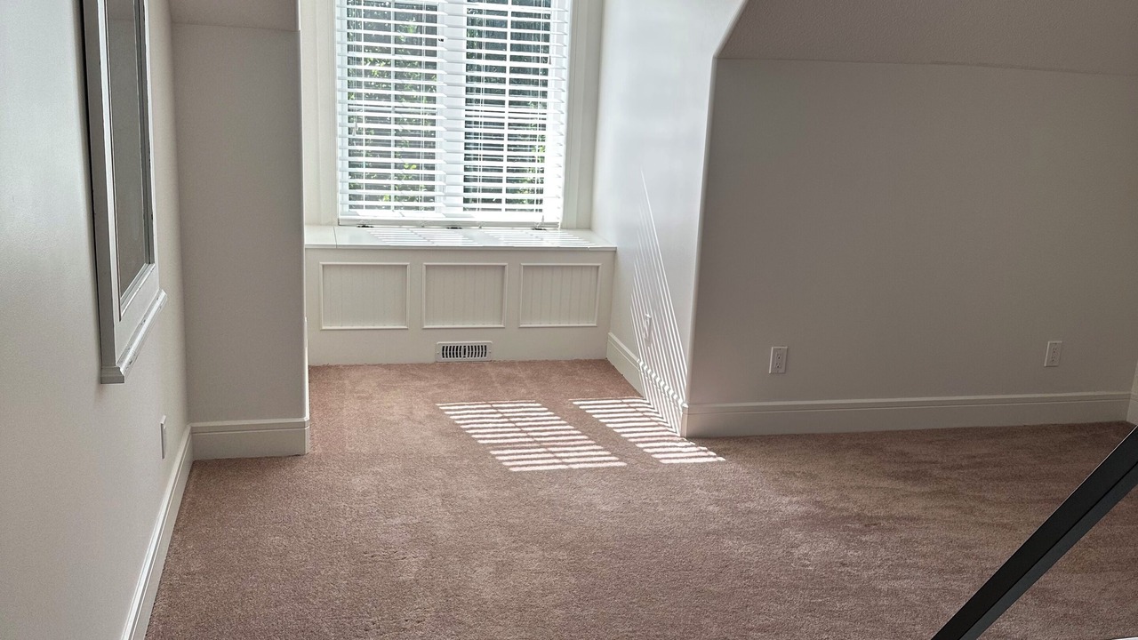 Photo of Bedroom in Raymond