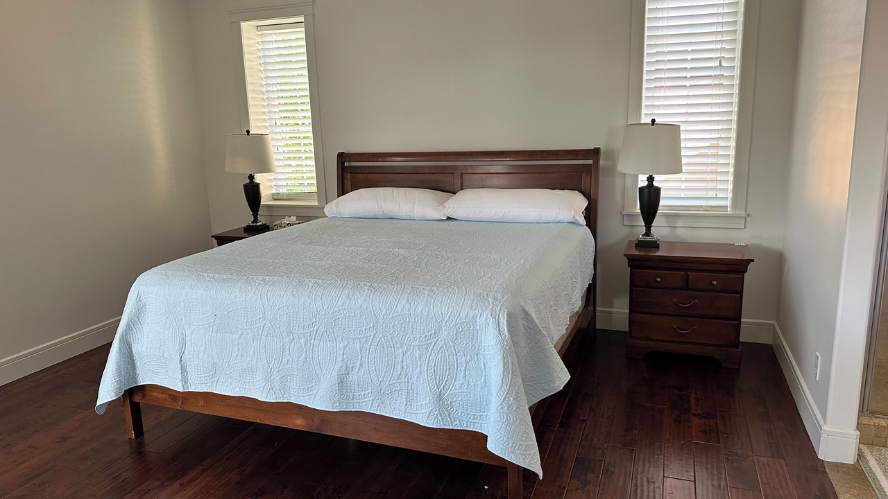 Photo of Bedroom in Raymond