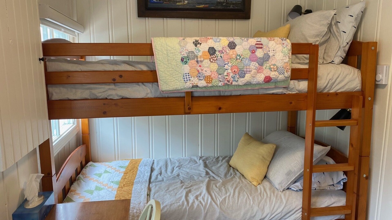 Photo of Bedroom in Pointe-du-Chene
