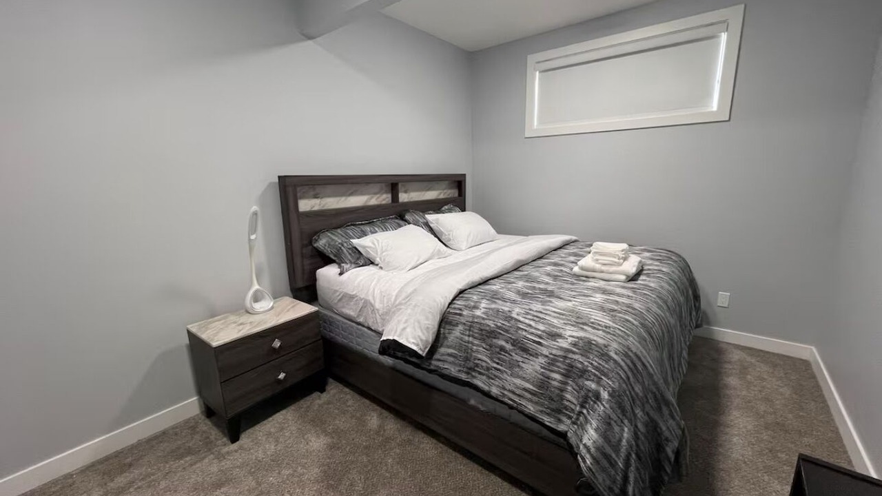 Photo of Bedroom in Division No. 11