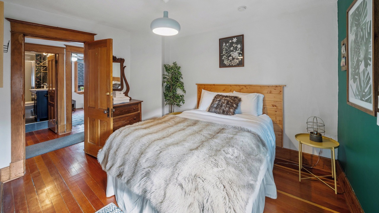 Photo of Bedroom in Banff
