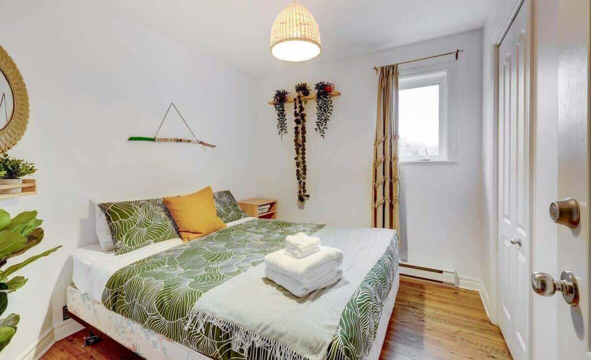 Photo of Bedroom in Petite-Riviere-Saint-Francois