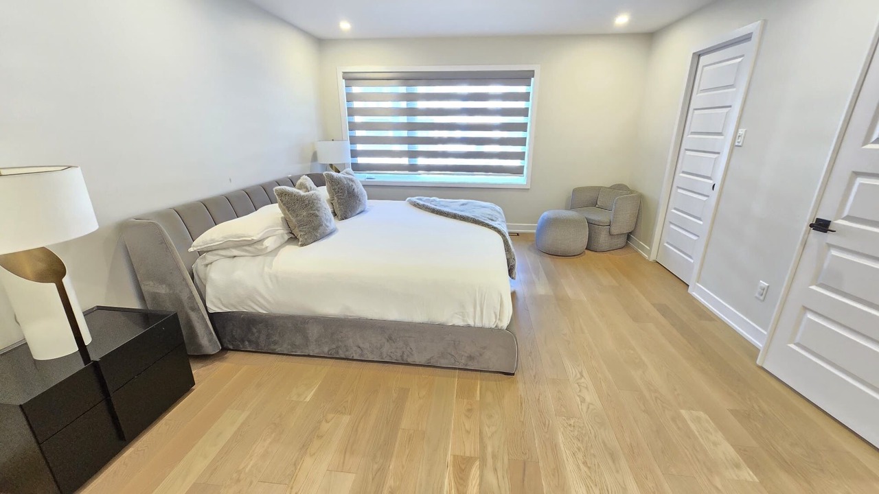 Photo of Bedroom in Aylmer