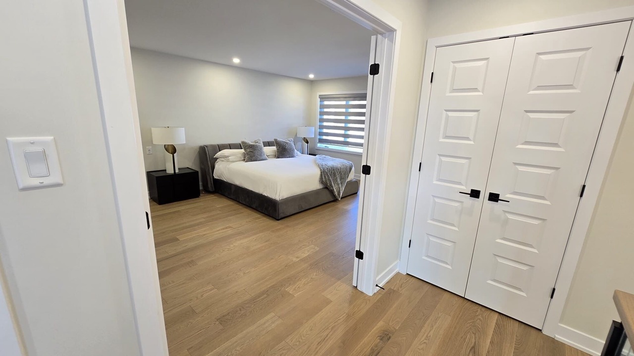 Photo of Bedroom in Aylmer