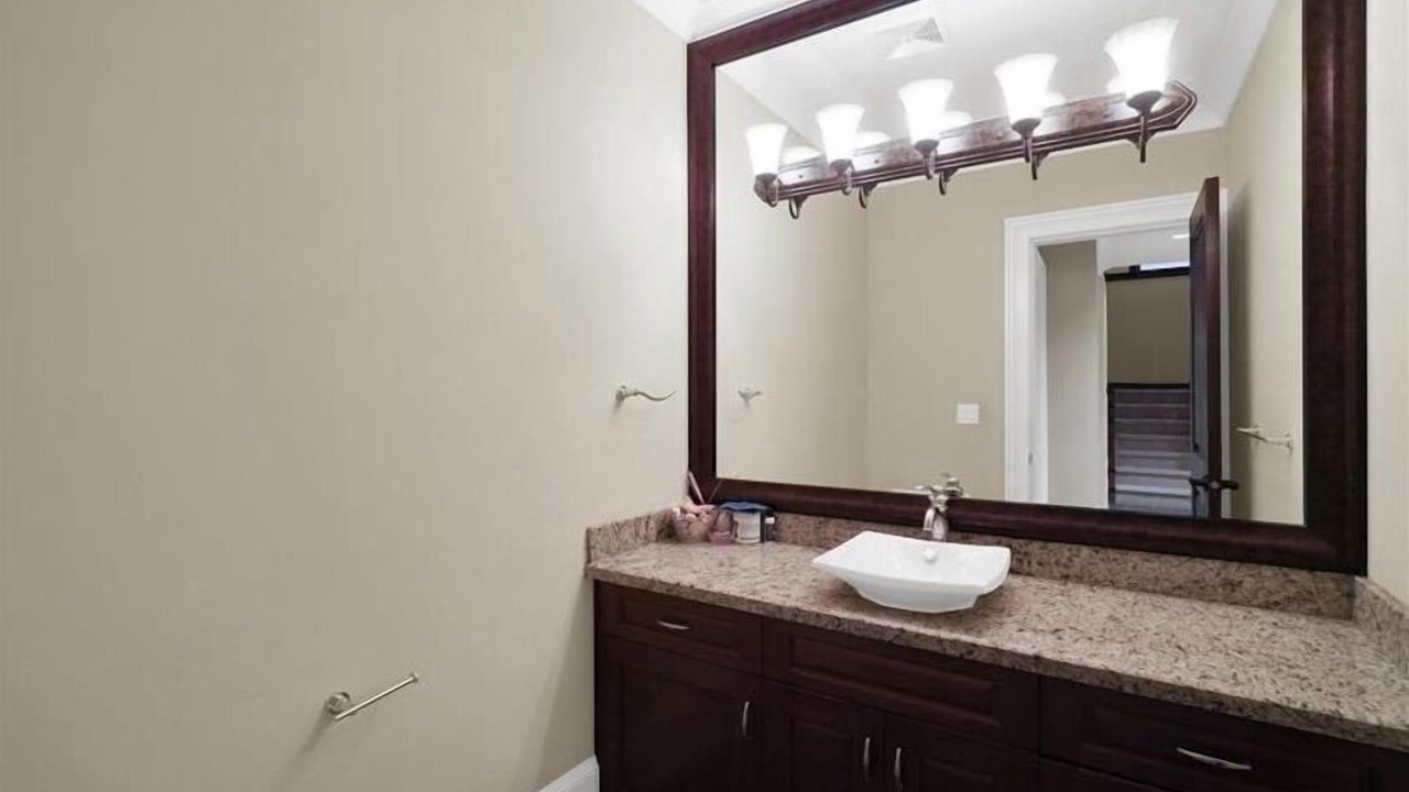 Photo of Bathroom in Kerrisdale