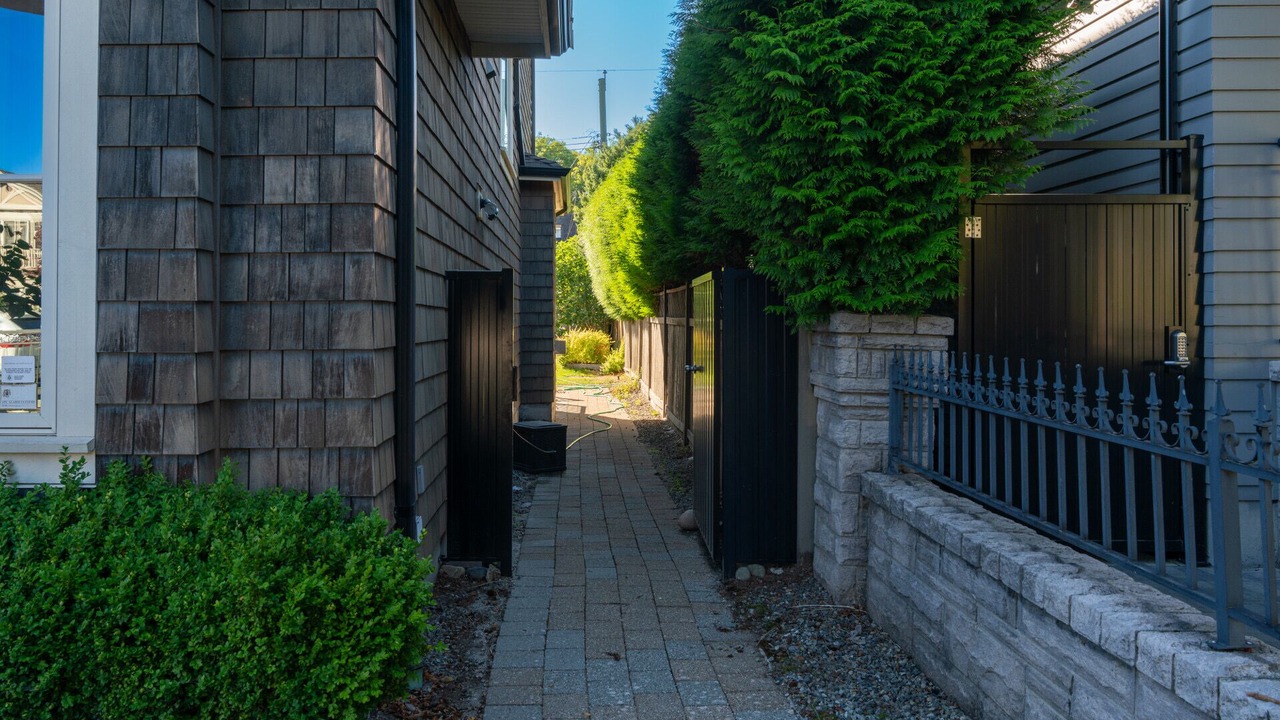 Photo of Outdoor in Kerrisdale