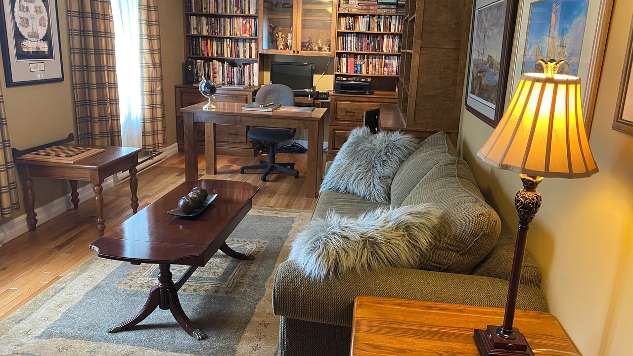 Photo of Livingroom in North River