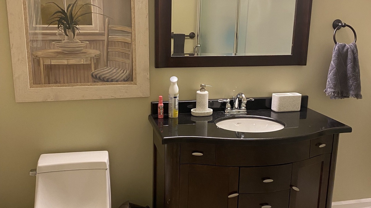 Photo of Bathroom in North River