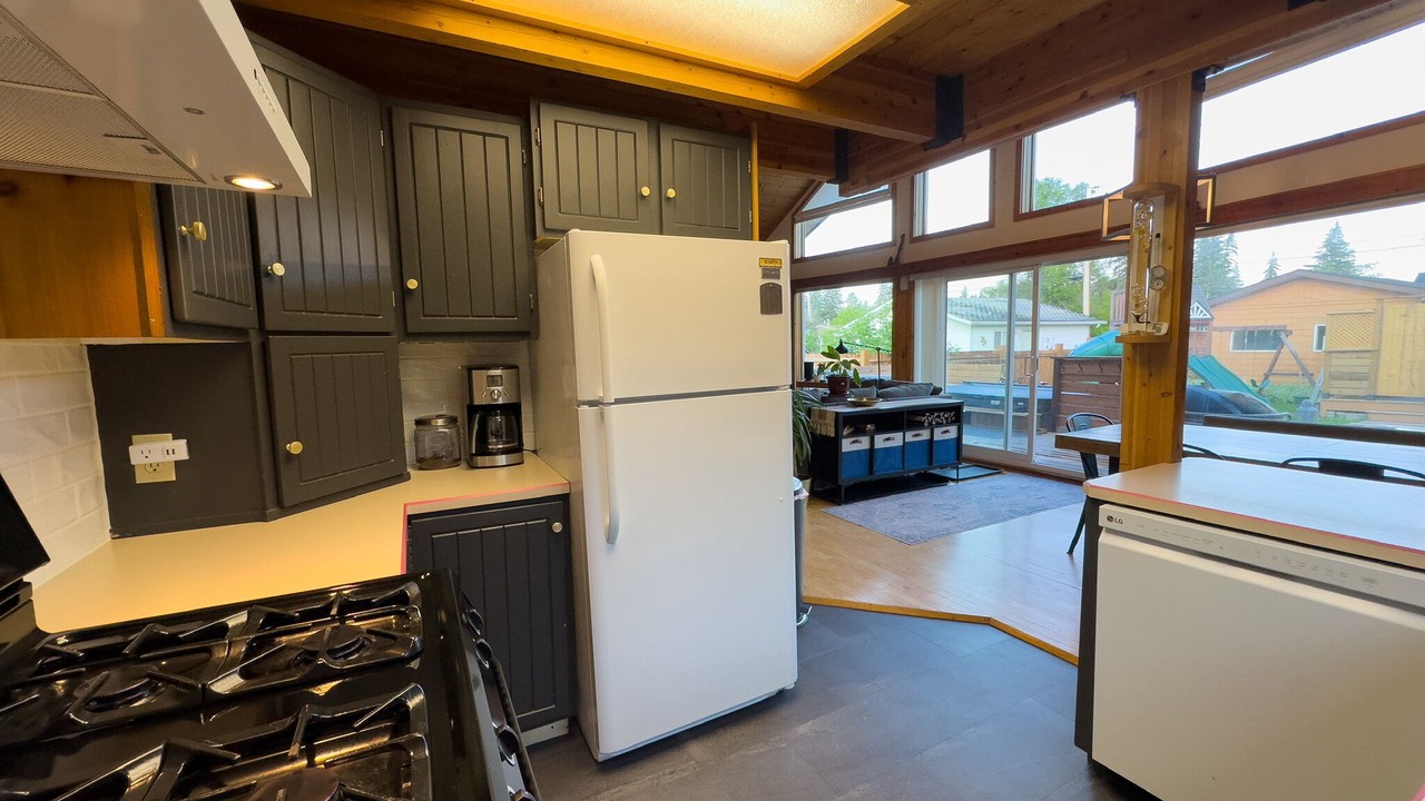 Photo of Kitchen in Alberta Beach