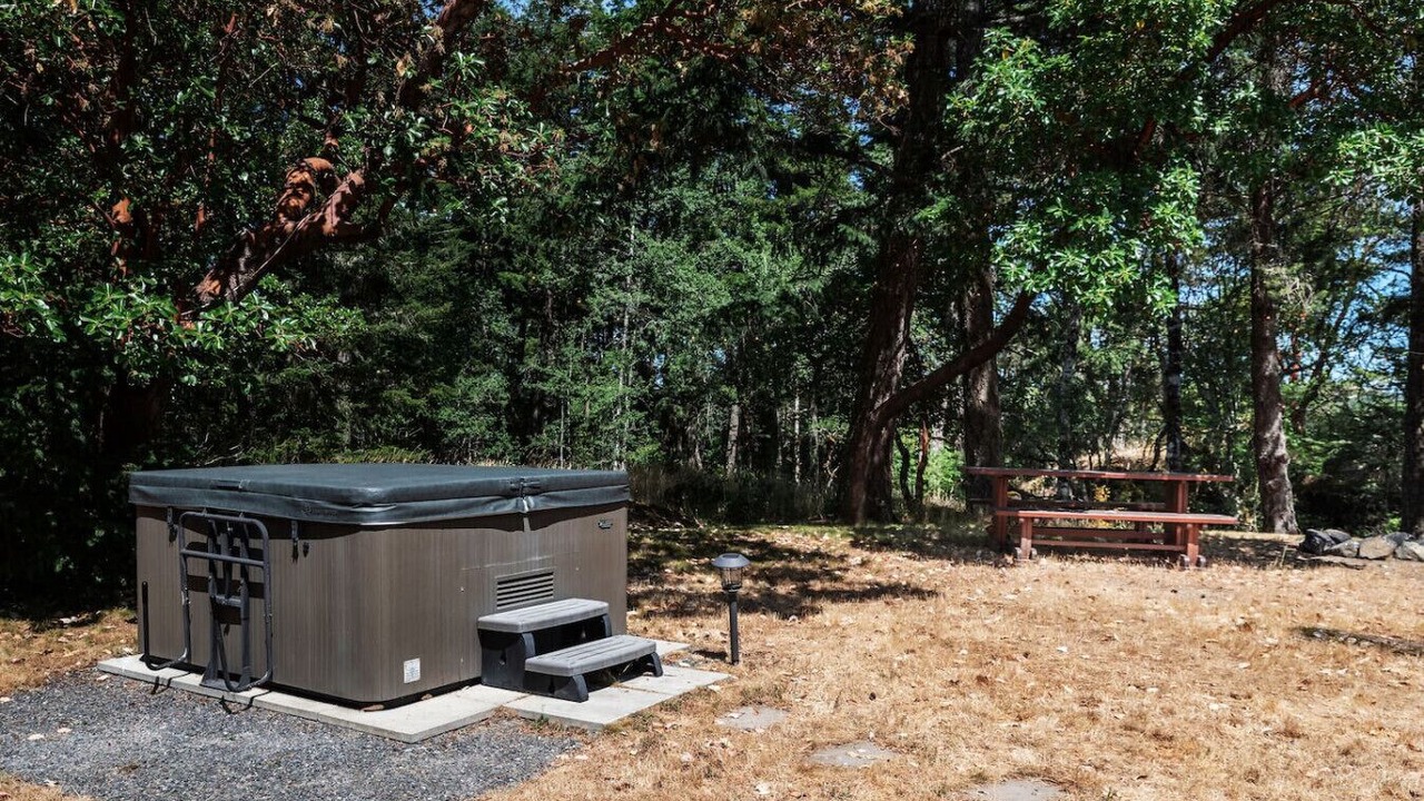 Photo of Outdoor in Metchosin