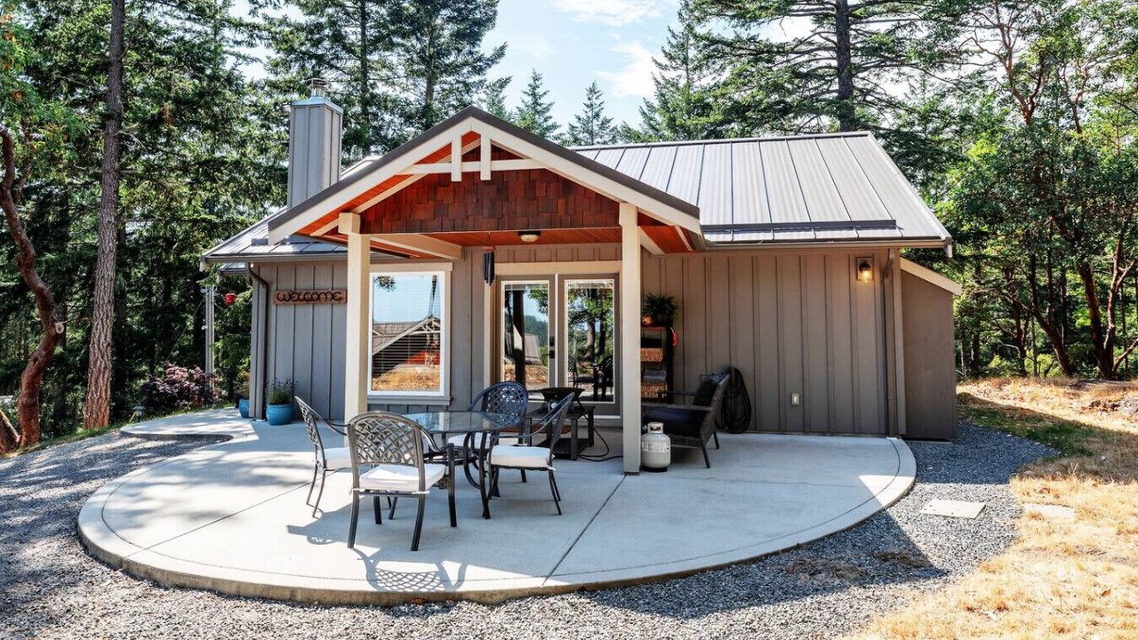 Photo of Outdoor in Metchosin