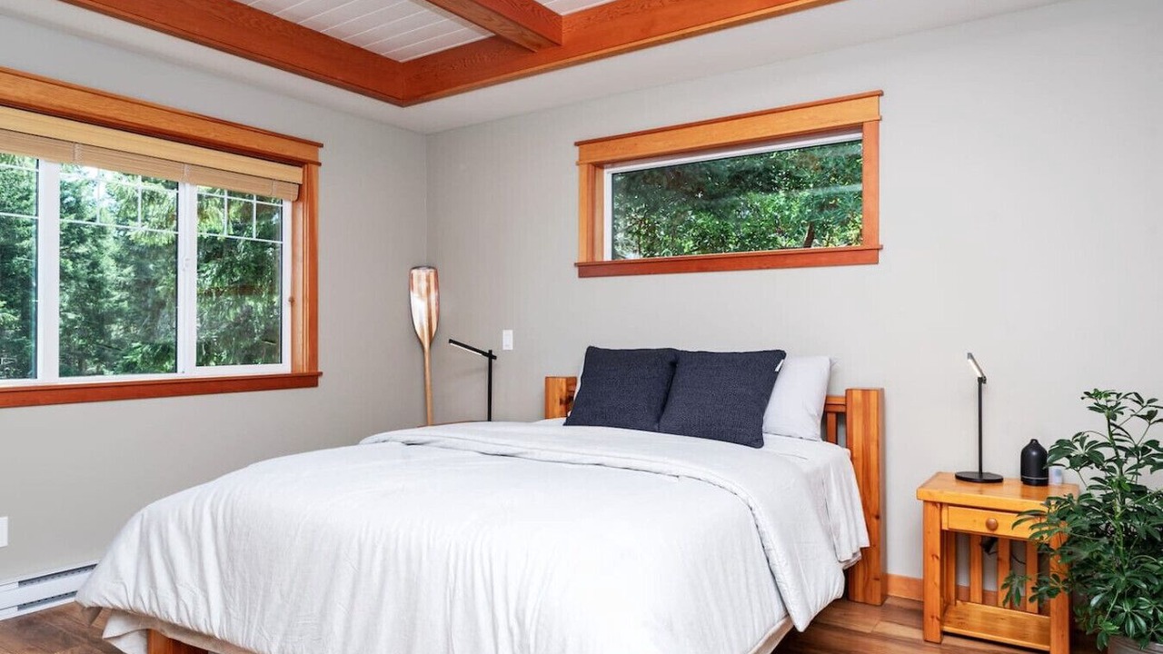 Photo of Bedroom in Metchosin