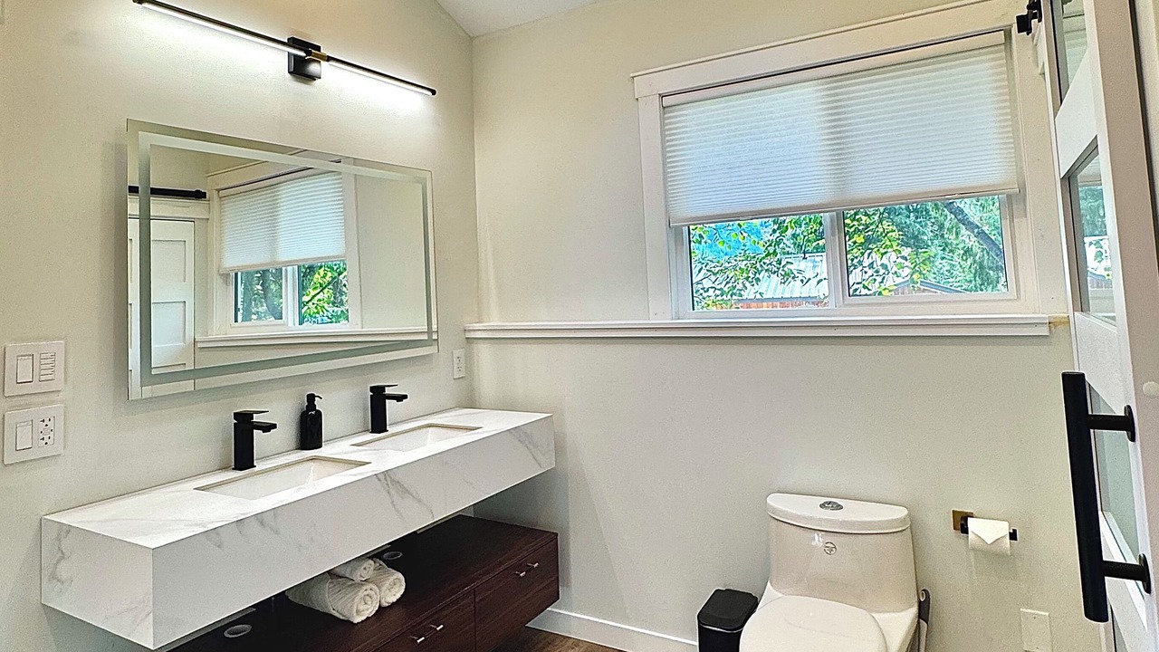 Photo of Bathroom in Balfour